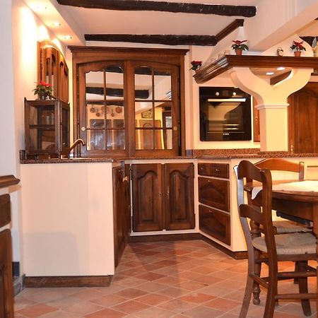Cuor Di Borgo Apartment Априкале Екстериор снимка